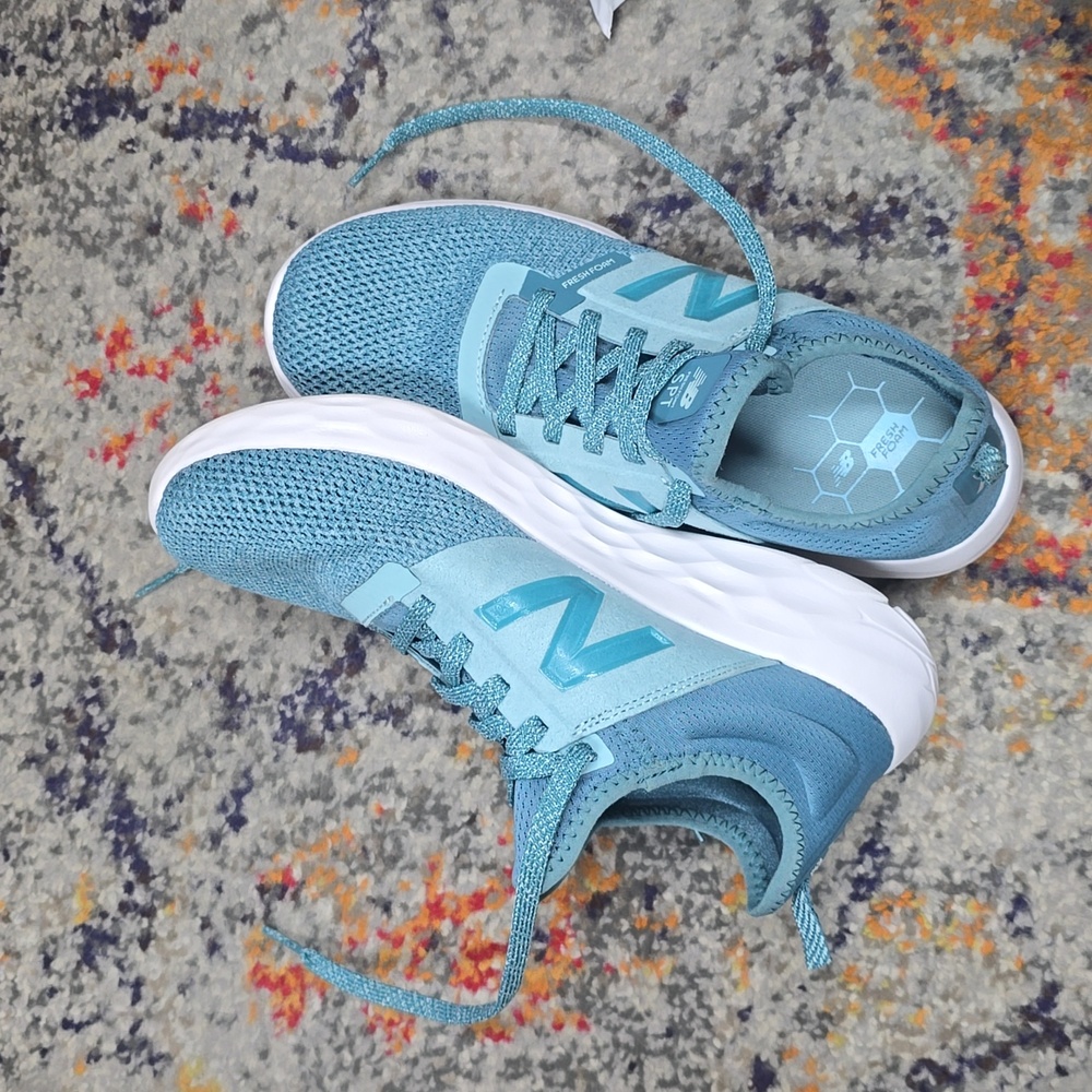 Womens New Balance Shoes size 9.5